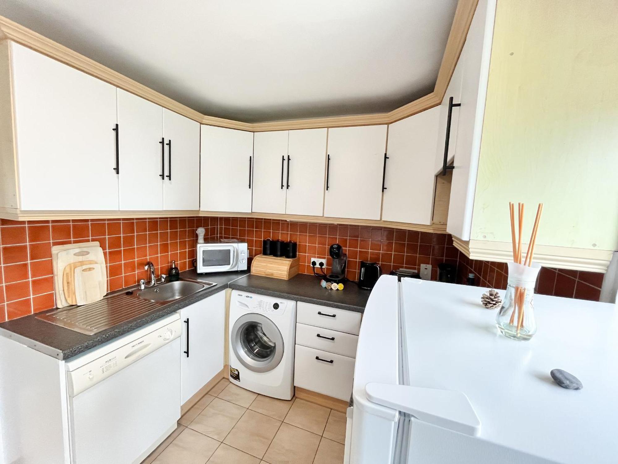 Sea Whispers - My Charming Costal Retreat In Youghal Esterno foto